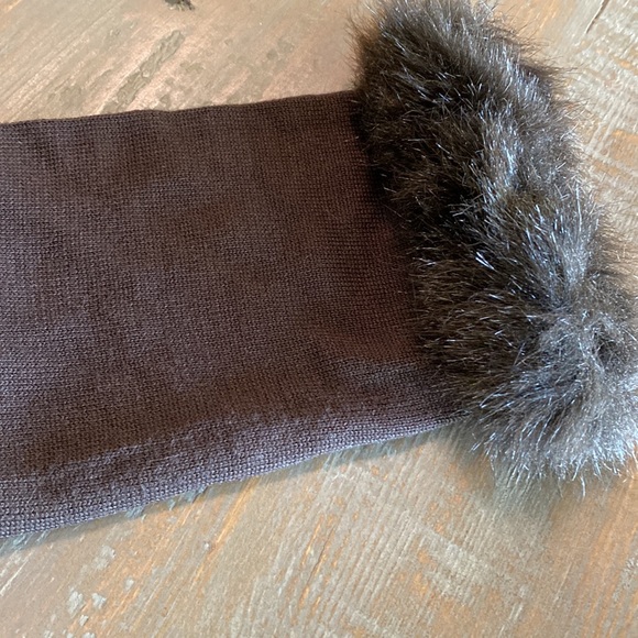 Brown Sweater with Fur Cuffs | Size Small - Picture 3 of 5